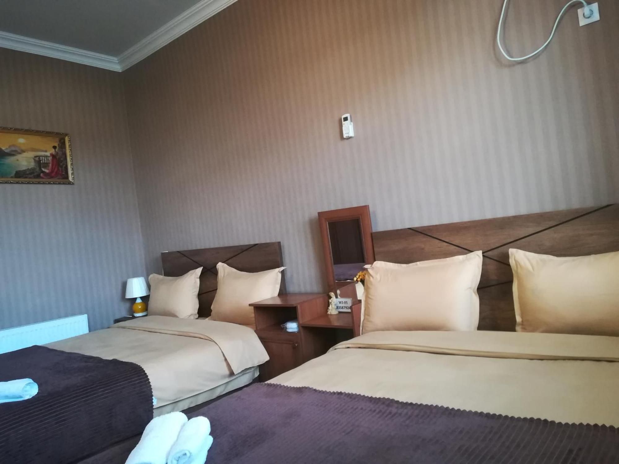 Golden Gate Hotel Ахалцихе Екстериор снимка