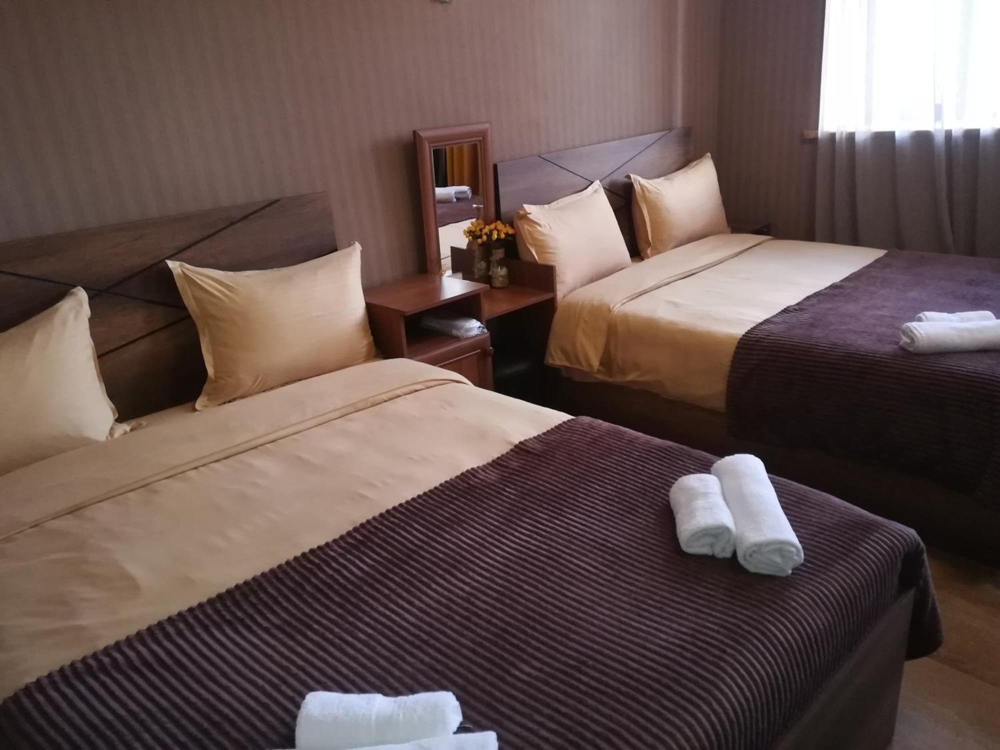 Golden Gate Hotel Ахалцихе Екстериор снимка