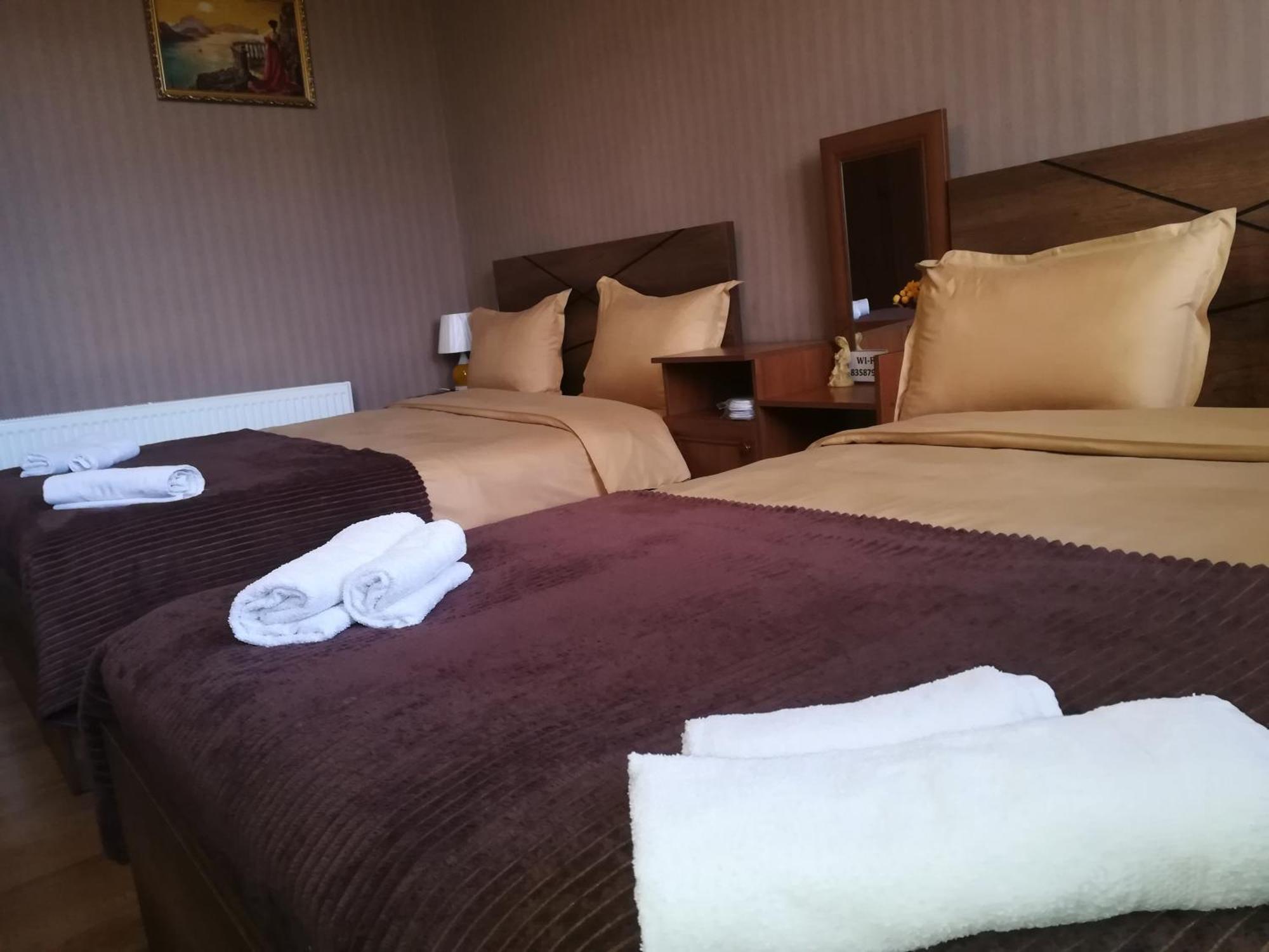 Golden Gate Hotel Ахалцихе Екстериор снимка