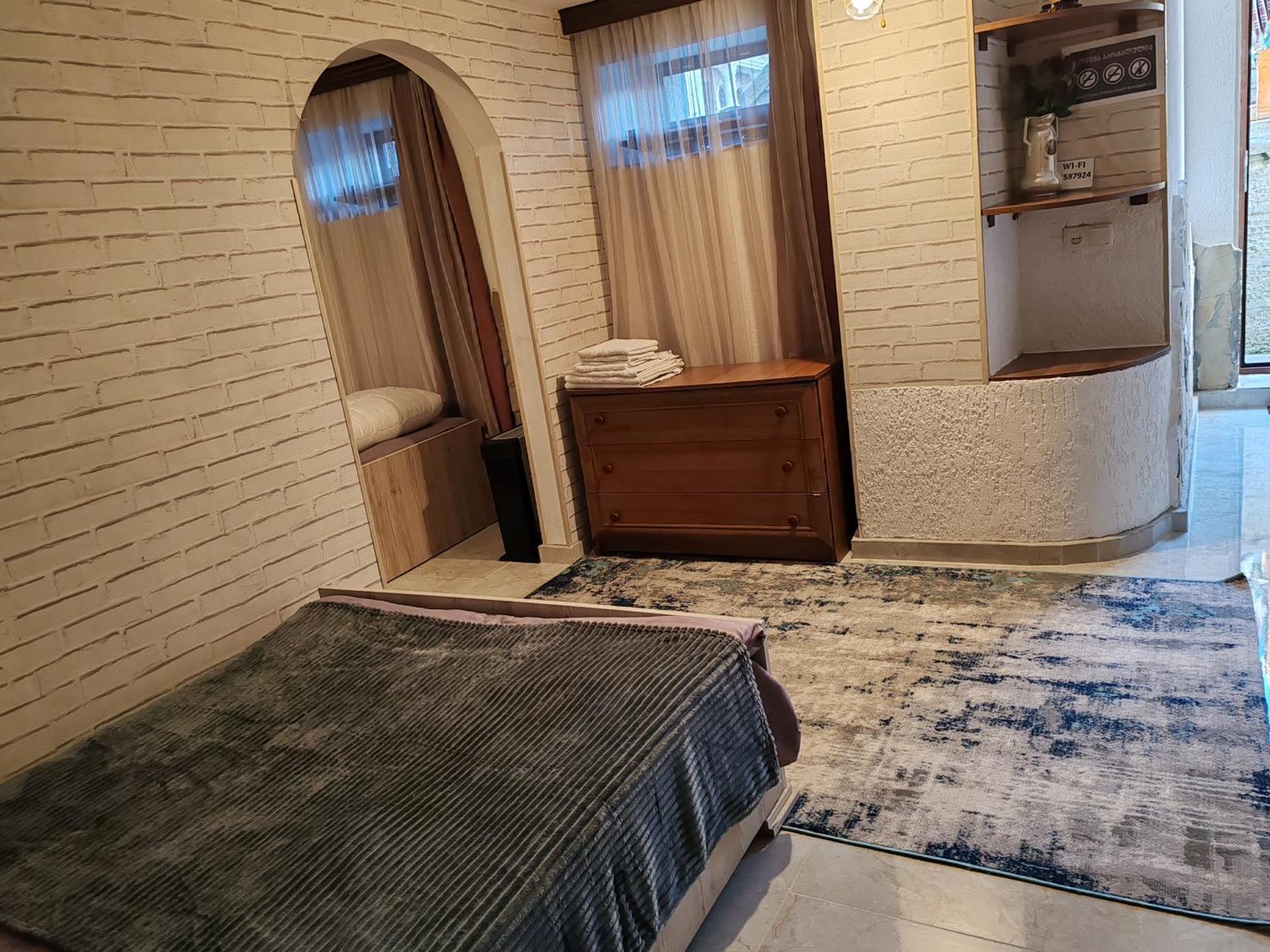 Golden Gate Hotel Ахалцихе Екстериор снимка